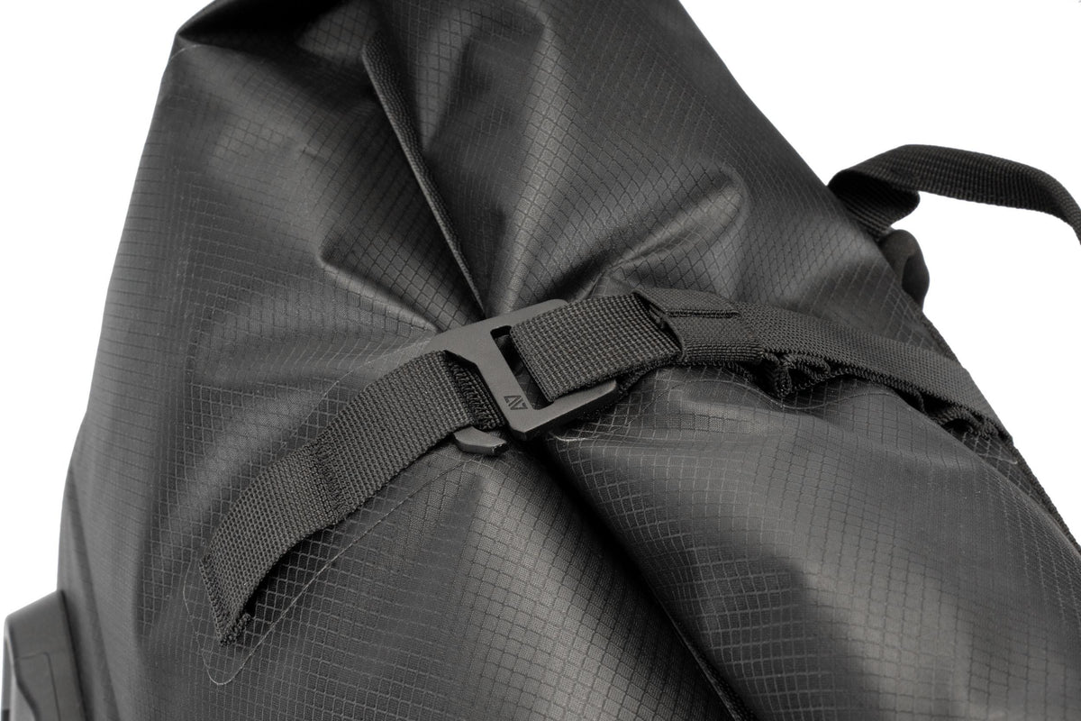 ACID Seitentasche & Rucksack FLIP PRO 25 CILink black