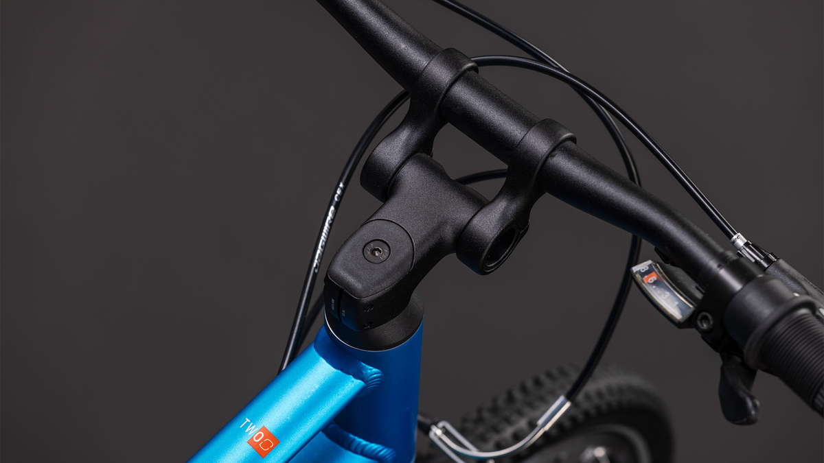 Cube Numove 200 topasblue´n´nebula (2027)
