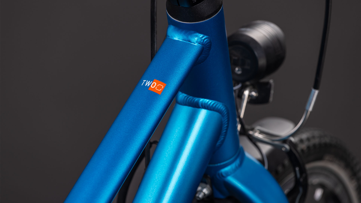 Cube Numove 200 FE topasblue´n´nebula (2027)
