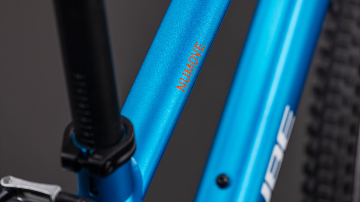 Cube Numove 200 topasblue´n´nebula (2027)