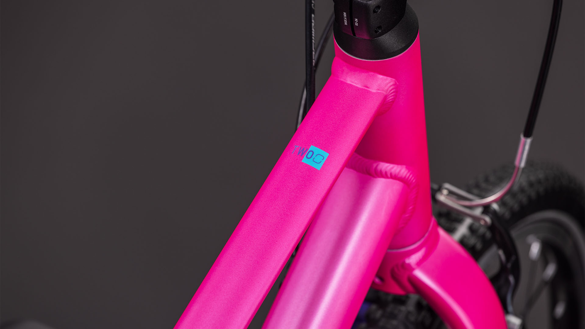 Cube Numove 200 fucsia´n´plum (2027)