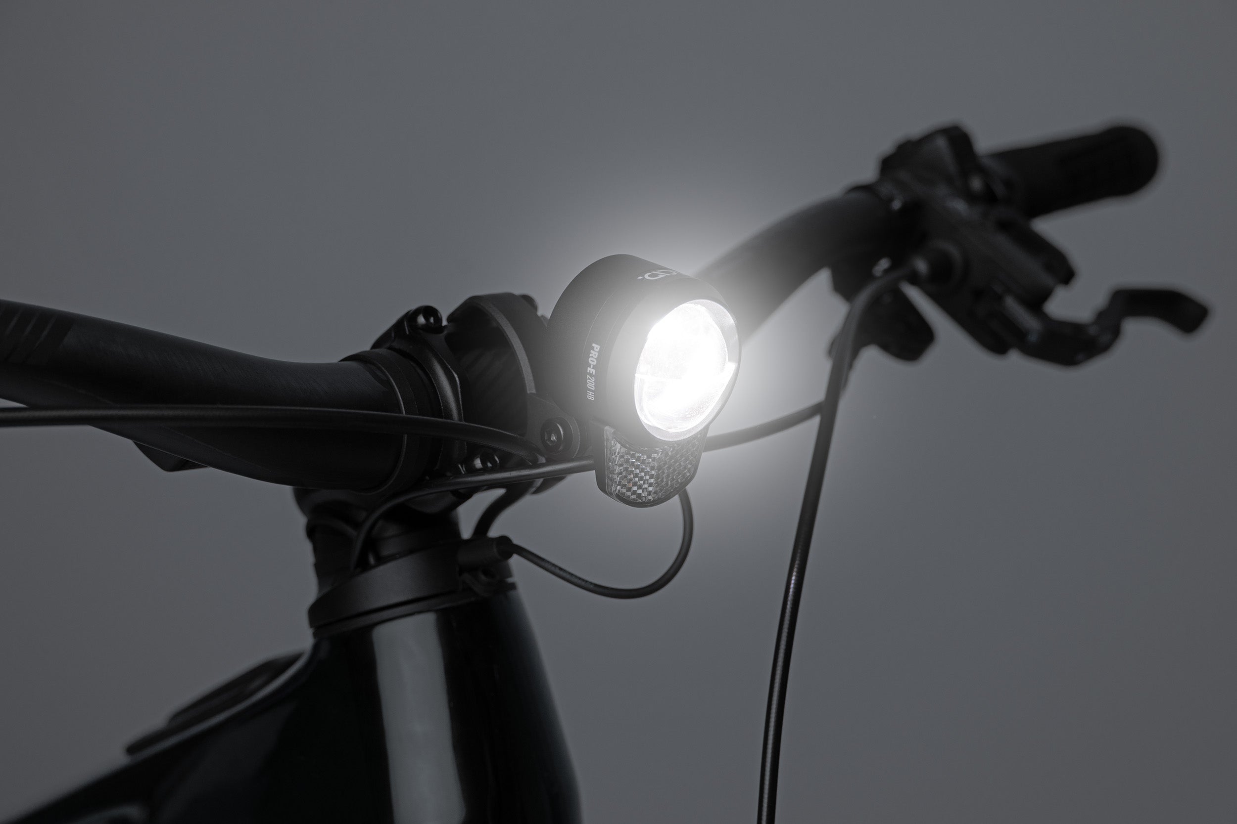 ACID E-Bike Frontlicht PRO-E 200 High Beam X-Connect black