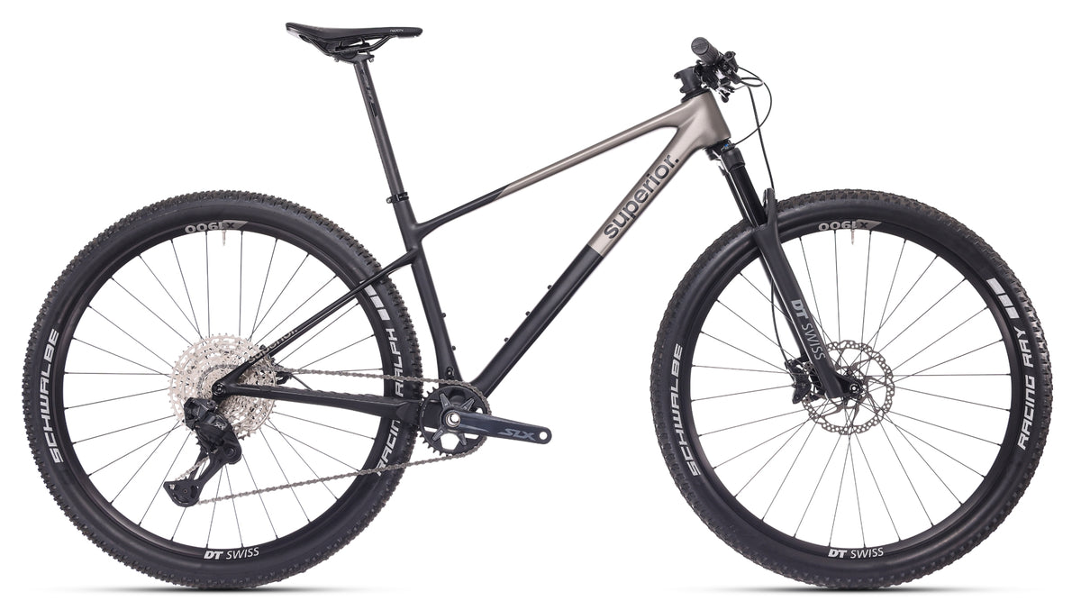 Superior XP 9.6 Matte Dark Chrome / Carbon (2026)
