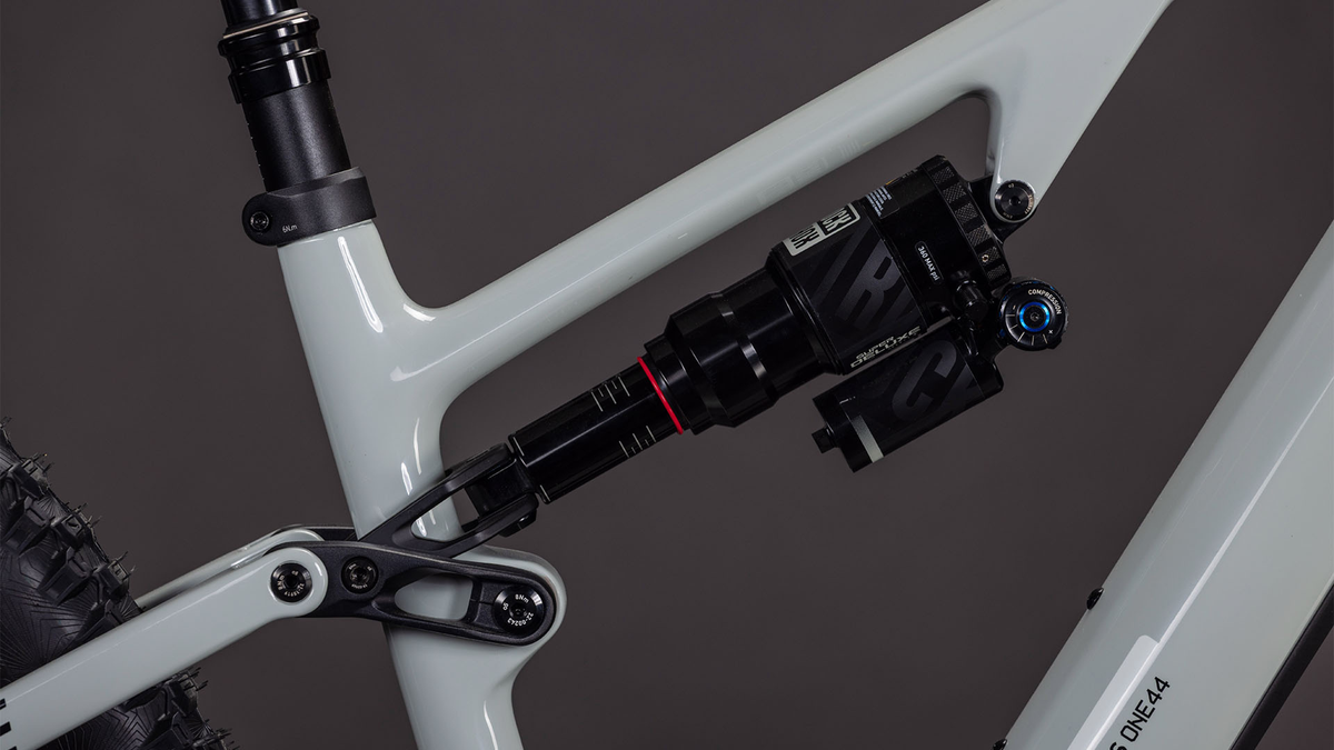 Cube AMS Hybrid ONE44 C:62 Race 400X  reedbeige´n´black (2027)