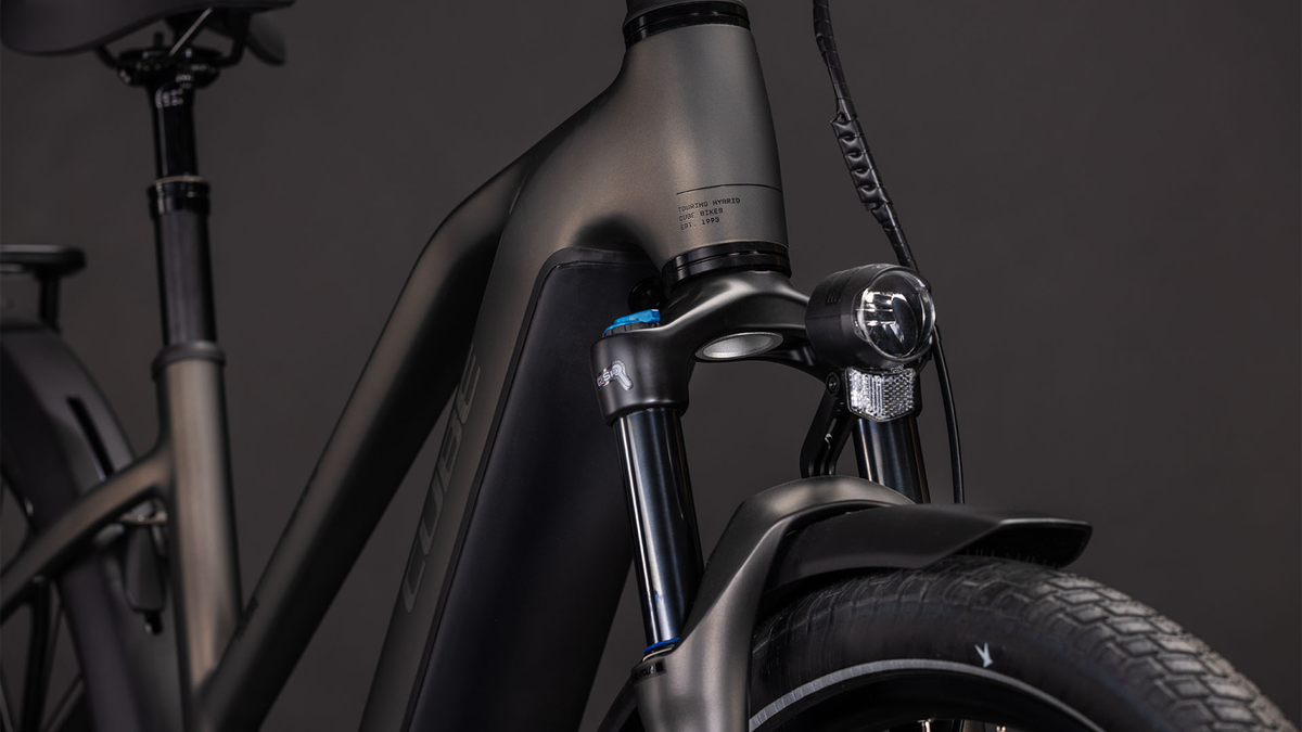Cube Touring Hybrid Comfort SLX 800 Trapez charcoal´n´chrome (2026)