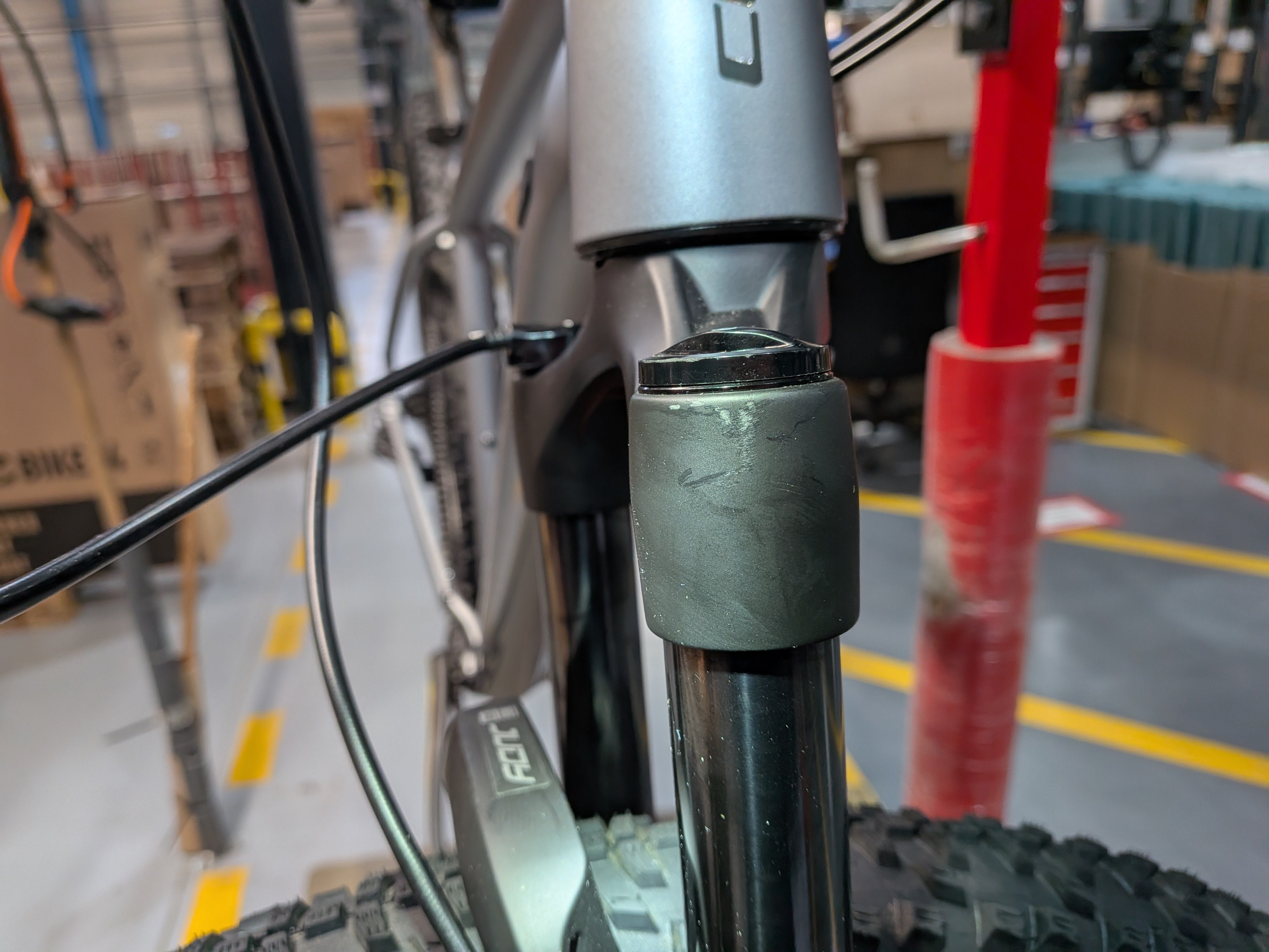 B-Ware: Cube Attention SLX slategrey´n´black (2026)