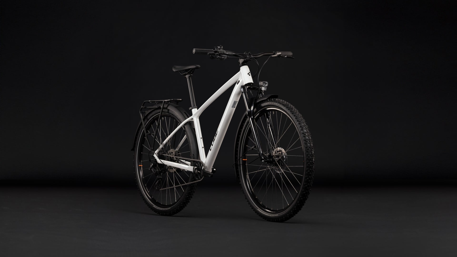 Cube Aim ONE FE  metallicwhite´n´black (2027)
